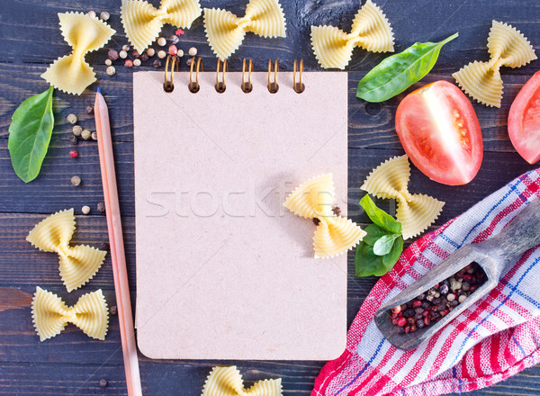[[stock_photo]]: Notepad · épices · table · papier · alimentaire