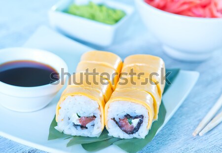 Frescos sushi salsa de soja mesa alimentos peces Foto stock © tycoon