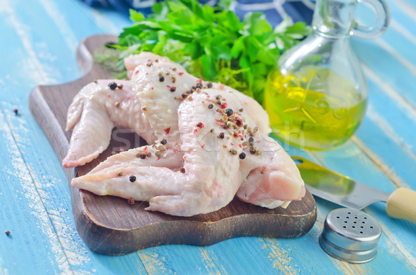 Brut poulet ailes alimentaire viande salade Photo stock © tycoon