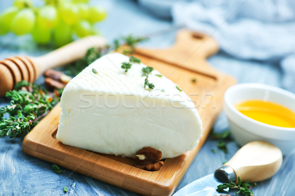 Camembert miodu pokładzie czas Fotografia niebieski Zdjęcia stock © tycoon