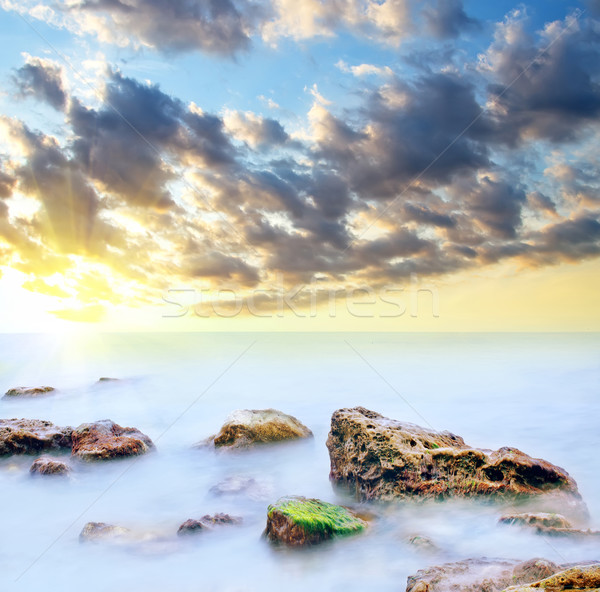 Zee kust strand hemel water achtergrond Stockfoto © tycoon