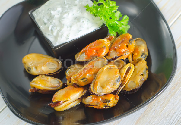 mussels with sauce Stock photo © tycoon
