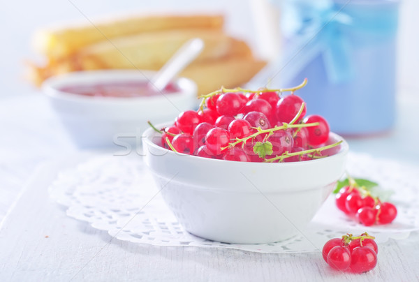 Piros ribiszke étel fű otthon egészség Stock fotó © tycoon