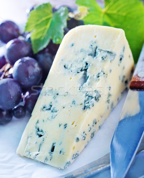 cheese and grape Stock photo © tycoon
