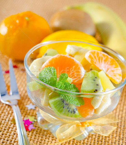 Salade de fruits alimentaire fond vert rouge cocktail [[stock_photo]] © tycoon