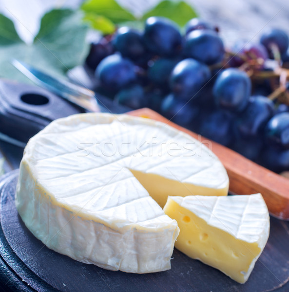 Queijo queijo camembert uva comida folha leite Foto stock © tycoon