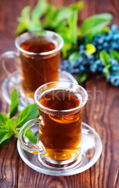 [[stock_photo]]: Myrtille · thé · table · médecine · boire