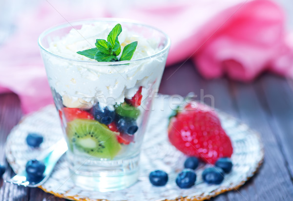 Salade de fruits mélange de fruits crème fouettée verre nature groupe [[stock_photo]] © tycoon