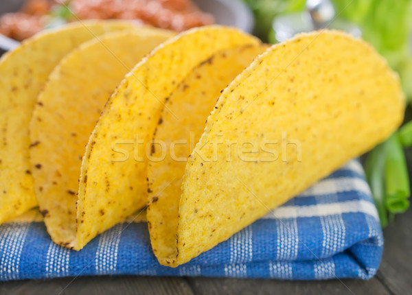 Malzemeler tacos ahşap yeşil buğday et Stok fotoğraf © tycoon