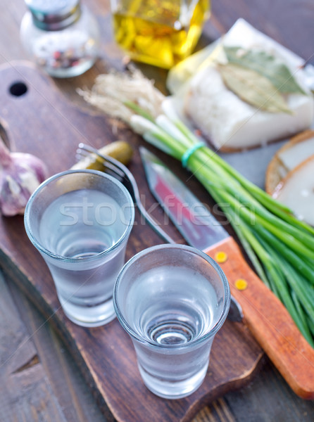 Vodka pepinos vinho cozinha tabela verde Foto stock © tycoon