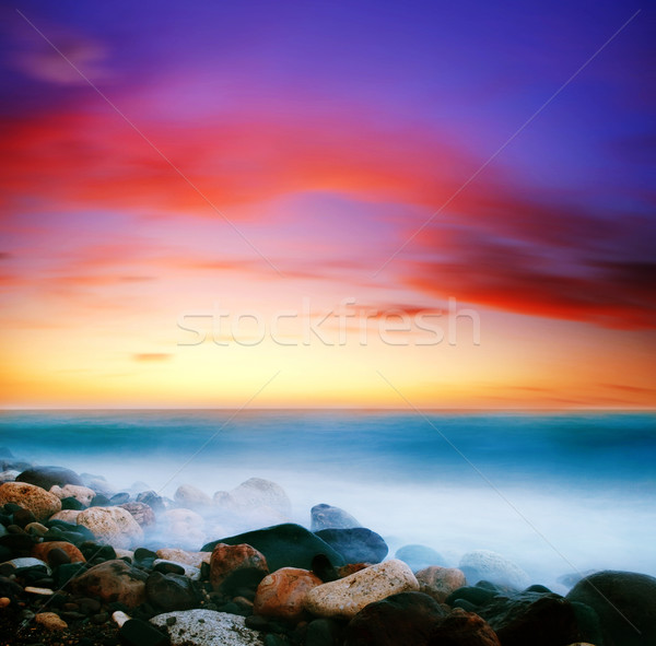 Mare negru coastă cer plajă soare Imagine de stoc © tycoon