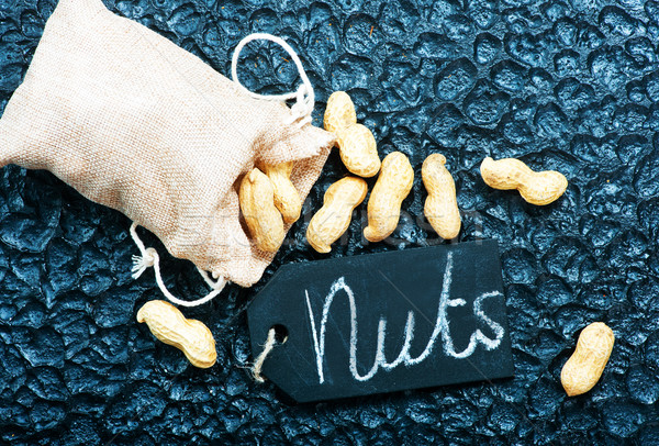 Stock photo: dry peanuts