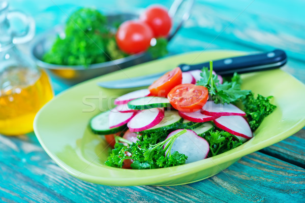Rabanete salada saladeira tabela folha verde Foto stock © tycoon