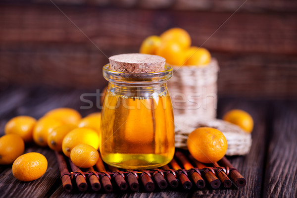 油 銀行 木桌 食品 水果 橙 商業照片 © tycoon