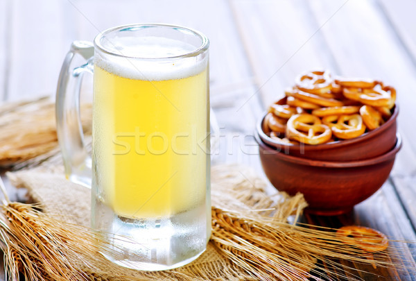 fresh beer Stock photo © tycoon
