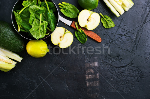 Hortalizas frutas verde oscuro mesa alimentos Foto stock © tycoon