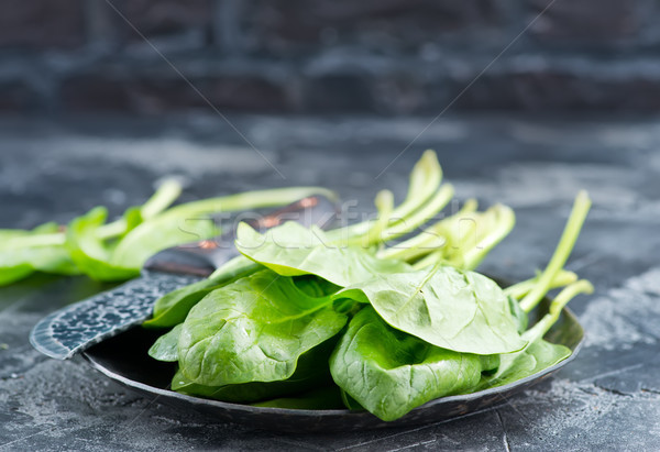 [[stock_photo]]: Fraîches · épinards · plaque · table · vert · laisse