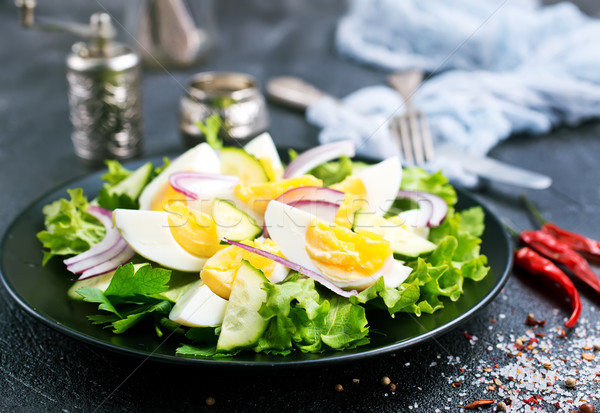 [[stock_photo]]: Salade · bouilli · oeufs · noir · plaque · alimentaire