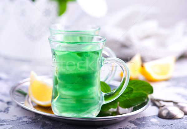 Frischen Tee Glas Tassen Tabelle Blatt Stock foto © tycoon