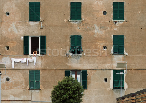 Stok fotoğraf: Kadın · çamaşırhane · dışarı · pencere · ev · İtalya