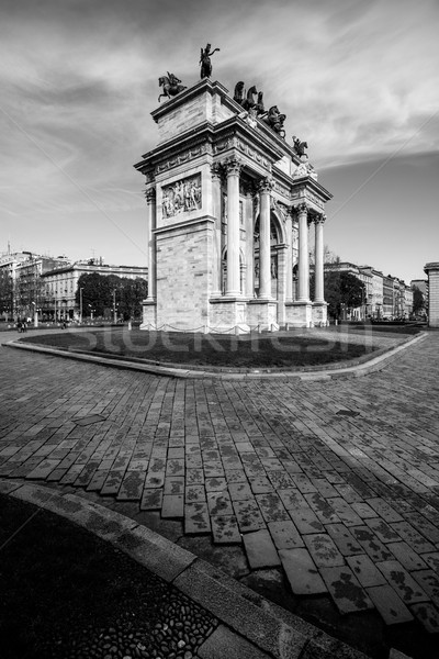 Milan passo arco paz preto e branco imagem Foto stock © umbertoleporini