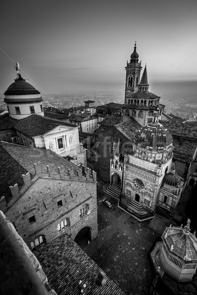 Medieval cidade preto e branco imagem Foto stock © umbertoleporini