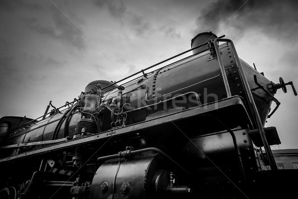 öreg gőz vonat feketefehér kép Stock fotó © umbertoleporini