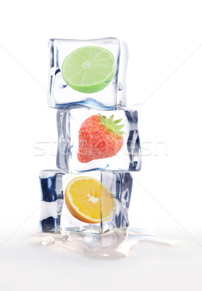 Fruto frutas frescas congelada dentro branco Foto stock © unikpix
