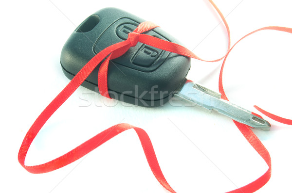 Cheile de la masina cadou panglică in jurul set securitate Imagine de stoc © unikpix