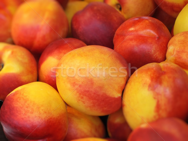 Proaspăt suculent fructe piaţă alimente vară Imagine de stoc © unweit