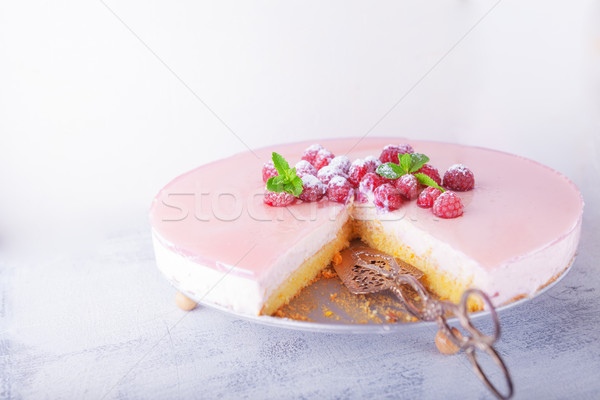 Maliny jogurt ciasto jagody tabeli owoców Zdjęcia stock © user_11224430