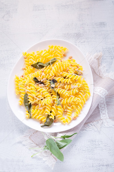 Pasta aglio salvia pino dadi Foto d'archivio © user_11224430