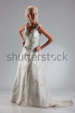 Stock fotó: Fiatal · gyönyörű · nő · esküvői · ruha · gyönyörű · szőke · nő · stúdió