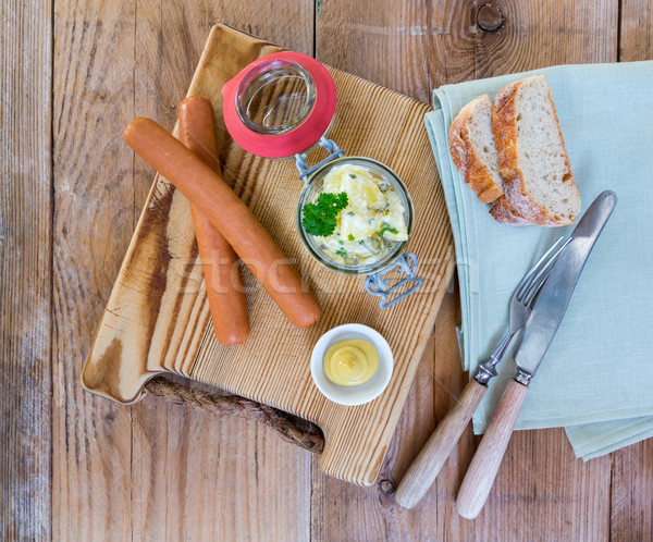 Stok fotoğraf: Sosis · hardal · patates · salatası · tahta · maydanoz · biyo