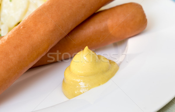 Bécs kolbászok mustár közelkép Stock fotó © user_9870494