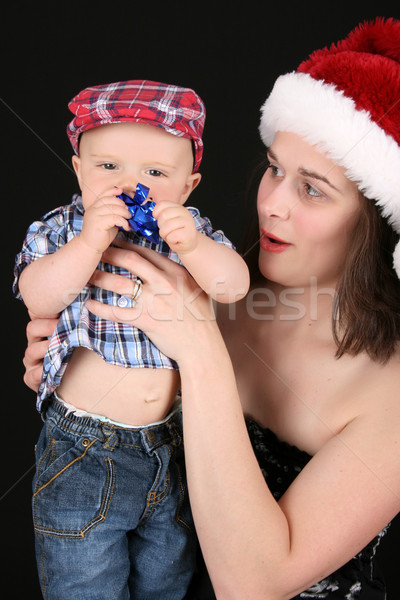 Zdjęcia stock: Christmas · rodziny · piękna · matka · syn · czarny