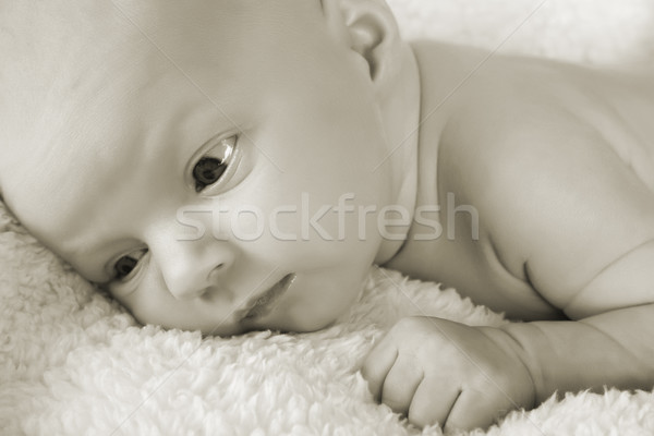 Nou-nascut fată frumos moale Imagine de stoc © vanessavr