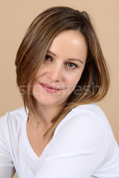 Volwassen vrouwelijke mooie brunette bruin vrouw Stockfoto © vanessavr