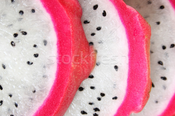 Sárkány gyümölcs rózsaszín szeletel darabok étel Stock fotó © vanessavr