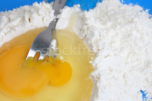 яйцо мучной сырой цветок вилка желток Сток-фото © vanessavr