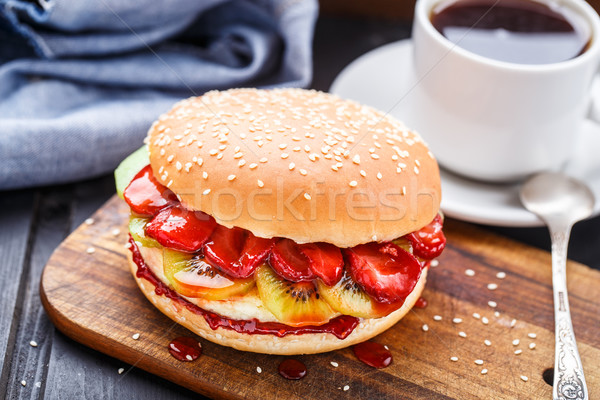 Sweet burger Stock photo © vankad