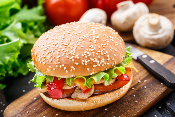 вегетарианский Burger гриль томатный баклажан Сток-фото © vankad