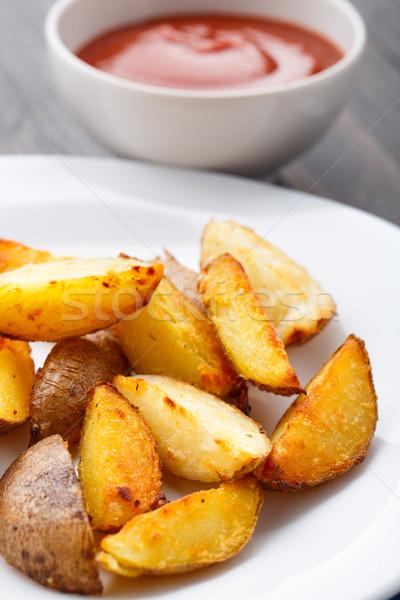 Krumpli tányér paradicsomszósz étel fehér citromsárga Stock fotó © vankad