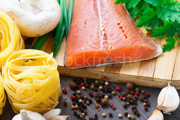 Foto stock: Ingredientes · salmón · pasta · italiano · plato · setas