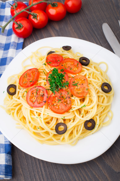 Pasta kerstomaatjes plaat zwarte kers Stockfoto © vankad