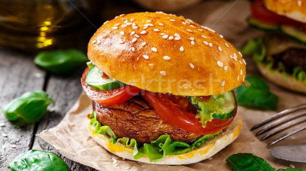 Vegetarian burger with grilled champignon  Stock photo © vankad