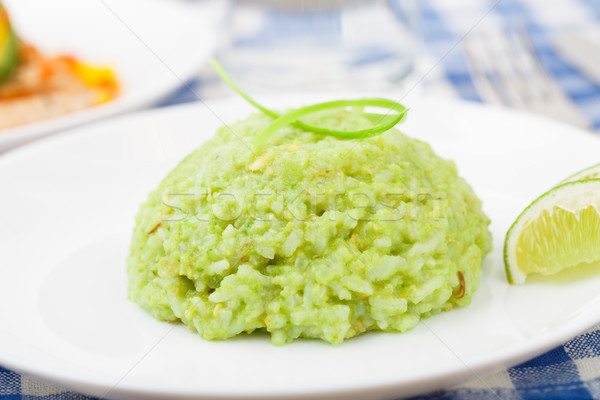 Romig avocado rijst gezonde plaat witte Stockfoto © vankad