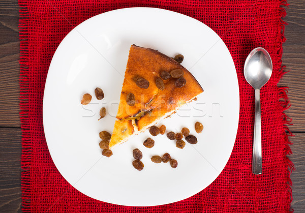 Túró pite mazsola tányér étel gyümölcs Stock fotó © vankad