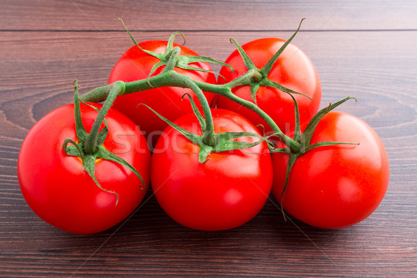 Tomates table en bois fraîches rouge couleur [[stock_photo]] © vankad