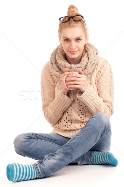 Loiro mulher copo bebida quente sessão Foto stock © vankad